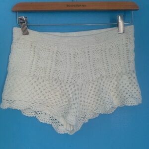 Vintage Y2K White Crochet Micro Beach Boho Shorts Divided H&M NWT Size 6
